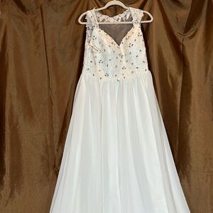 White A-Line Hebeos Chiffon Dress